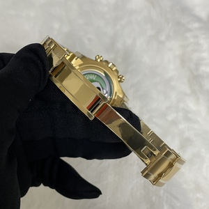 นาฬิกาควอตซ์โครโนกราฟสีทองสำหรับผู้ชาย สายสแตนเลส 904L สายหนัง ดีไซน์กันน้ำ - Product Image 4