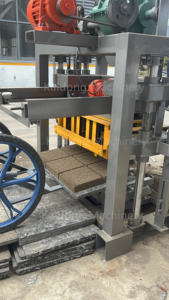 Mesin Pembuat Batu Bata Beton Berongga KAIDONG QT4-35B untuk Pabrik Blok Beton Mesin Pembuat Blok Berongga - Product Image 4