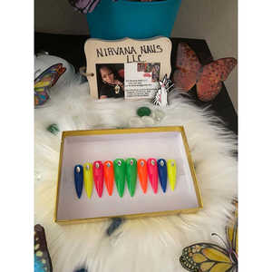 Esmalte de Uñas ColorMe Stiletto con Kit Completo y Opción de Tamaño Personalizado - Product Image 1