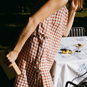 Robe d'été décontractée en lin pur blanc uni, col en V, effet <span class=keywords><strong>push</strong></span>-<span class=keywords><strong>up</strong></span>, pour tenue de vacances assortie, vente en gros, fabricant en gros - Product Image 6