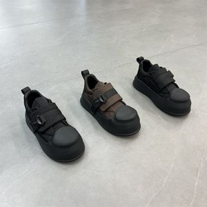 Men's <strong>Shoes</strong> <strong>2026</strong> New Versatile Fashion High-top Leather Boots Trendy Sneakers Casual Two-way Wear Waterproof Thick - Product Image 3