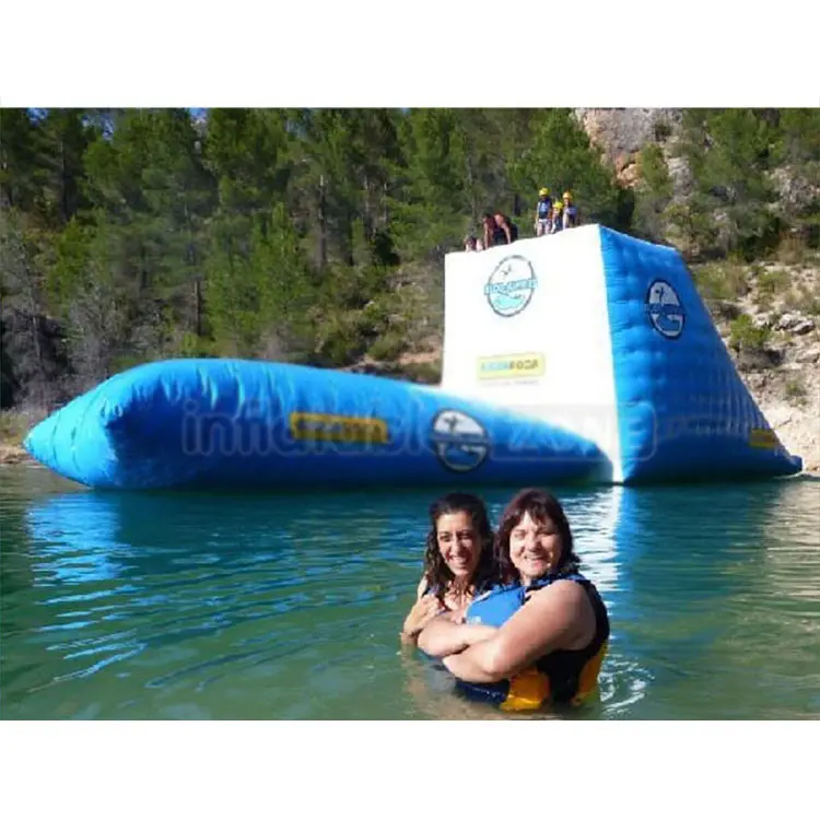 Jump pillow para juego de agua, trampolín water blob jump Catapulta de agua inflable blob