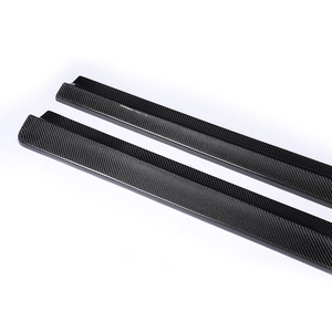 Panneaux de culbuteur de jupes latérales en Fiber de carbone W204 pour <span class=keywords><strong>Mercedes</strong></span>-<span class=keywords><strong>Benz</strong></span> <span class=keywords><strong>classe</strong></span> C W204 <span class=keywords><strong>C63</strong></span> <span class=keywords><strong>AMG</strong></span> 08-15 - Product Image 5