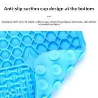 Tapis de léchage en silicone pour chien, texture nid d'abeille à quatre zones, forme cœur, pour alimentation lente et enrichissement alimentaire humide