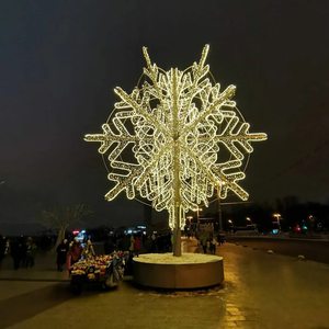 2D Christmas Snowflake Motif <b>Lights</b> for Outdoor Decoration - Product Image 1
