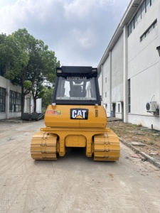 2019 modelo Caterpillar D5KX2 excavadora de orugas bajas horas de trabajo japonés D5K D6K D7R componentes de motor de bomba de núcleo de bulldozer usados - Product Image 4