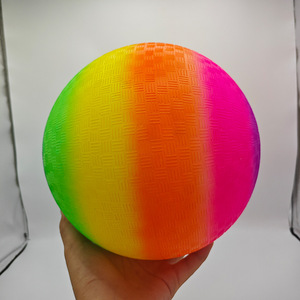 Parkball Gras-Erde-Spielplatzball 8,5 Zoll 22cm 180g Grenzüberschreitendes Outdoor-Dodgeball-Spiel Kickball - Product Image 2