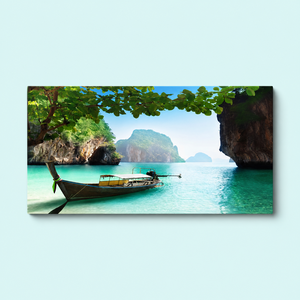 ภาพพิมพ์ลายเรือหางยาวบนเกาะเขตร้อน วิวทะเลสีฟ้าคราม เหมาะสำหรับตกแต่งโรงแรม รีสอร์ท ร้านอาหาร และพื้นที่ภายในสไตล์ชายทะเล - Product Image 2
