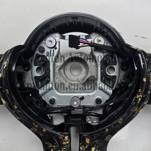 Volant de direction en cuir et fibre de carbone forgée pour BMW Série 5 F30 F10 F32 F90 F80 F82 F87 - Product Image 4