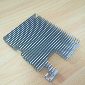 กล่องควบคุมอะลูมิเนียมอัลลอยด์ ผลิตด้วยเครื่อง CNC แบบกำหนดเอง ตัวเรือนช่องเดียวสำหรับกล่องหุ้มอุปกรณ์อิเล็กทรอนิกส์ - Product Image 2