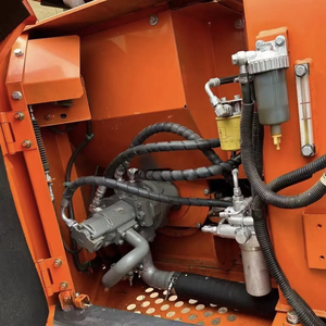 Mini pelle sur chenilles Hitachi ZX60 d'occasion 6 tonnes d'origine japonaise avec PLC de boîte de vitesses et roulement à vendre - Product Image 6