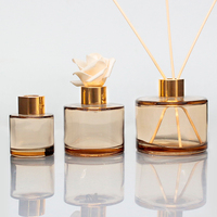 FENGJUN Flacon de luxe en verre pour huiles essentielles avec pompe pulvérisatrice, diffuseur à bâtonnets, réutilisable, aromathérapie, emballage personnalisable, usage commercial
