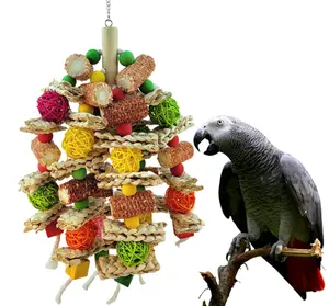 Wholesale Wooden Bird Parrot Toys Pillar Corn Cob Beads Chewing Toy Bird Cage Accessories Bird Toy.