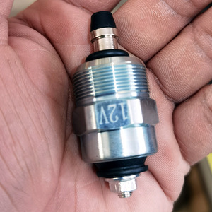 Nueva Válvula de Inyección de Acero Inoxidable de 12V para Motor Diésel, Pieza de Repuesto para el Sistema de Combustible - Product Image 1
