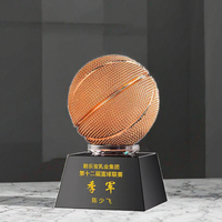 Trophée MVP de basketball en cristal, trophées de basketball et de football, trophées d'événements sportifs en or brillant sur mesure