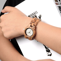 Montre pour femme en bois naturel fait main, style antique, sport, édition limitée, mouvement à quartz, avec boîte cadeau