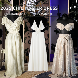 Elegante vestido largo de satén blanco con escote cruzado, sin mangas, estilo tubo, para ocasiones formales - Product Image 2