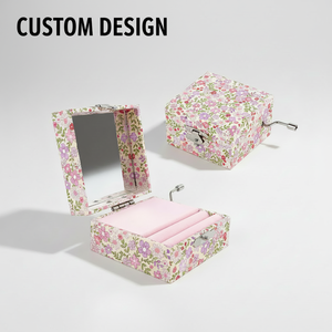 <span class=keywords><strong>Boîte</strong></span> <span class=keywords><strong>à</strong></span> musique rotative Yiyu écologique <span class=keywords><strong>à</strong></span> motif floral personnalisé, mini <span class=keywords><strong>boîte</strong></span> <span class=keywords><strong>à</strong></span> <span class=keywords><strong>bijoux</strong></span> <span class=keywords><strong>à</strong></span> manivelle avec miroir, petite <span class=keywords><strong>boîte</strong></span> cadeau portable <span class=keywords><strong>pour</strong></span> filles - Product Image 1