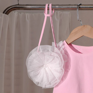 Nuovo Set Estivo per Ragazze: Canotta con Bordo in Pizzo, <span class=keywords><strong>Pantaloni</strong></span> Plissettati e Borsa a Tracolla, Set di Tre Pezzi - Product Image 4