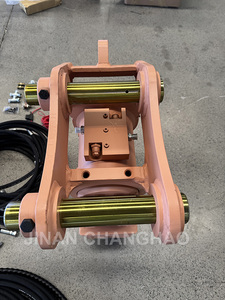 Productos Más Vendidos: Acoplador Hidráulico Inclinable de 180 Grados para Excavadora con Servicio OEM - Product Image 5