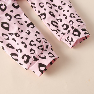 Vente en gros de vêtements pour enfants, nouveaux modèles, ensembles de vêtements pour filles, vêtements de famille à motifs de dessins animés, ensemble 3 pièces - Product Image 6