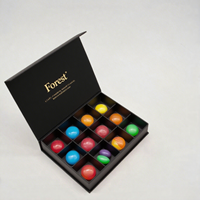 Cartón de papel reciclado 2 4 6 8 9 12 Caja de embalaje de chocolate de regalo personalizado de lujo