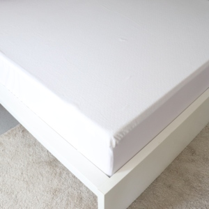 Protège-<span class=keywords><strong>matelas</strong></span> <span class=keywords><strong>housse</strong></span> <span class=keywords><strong>de</strong></span> <span class=keywords><strong>matelas</strong></span> luxe chaud doux velours King Size 30 éponge blanc uni imperméable <span class=keywords><strong>drap</strong></span> tricoté tapis <span class=keywords><strong>de</strong></span> lit - Product Image 1