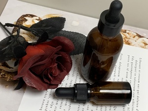 Rõ Ràng Màu Xanh Lá Cây Hổ Phách 10Ml Tinh Dầu Thả Chai Nhỏ Giọt Ưa Thích Chăm Sóc Da Mặt Kem Mắt Giọt Trung Quốc Nhà Cung Cấp Của Y Tế - Product Image 3