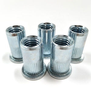 Tuerca Remachable M6 M8 M10 Tuercas de remache de cuerpo redondo acanalado de cabeza plana de acero cilíndrico - Product Image 2