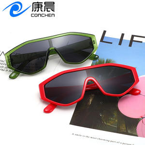 Lunettes de soleil pour homme Conchen, protection UV400, monture en PC, style streetwear, protection solaire, voyage, conduite, utilisation en extérieur - Product Image 1