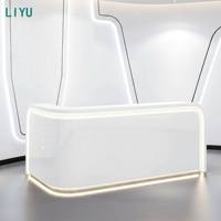 Bureau de réception moderne personnalisable Liyu, blanc, style artistique unique, éclairage LED, élégant, pour salon de beauté, spa, galerie, hôtel, hôpital
