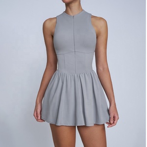 Tuta Sportiva in Nylon e Spandex per Donna, Mezza Zip, Reggiseno Rimovibile Integrato, Tasche sui Pantaloncini, Colletto Alto, Abito da Golf e Tennis - Product Image 5