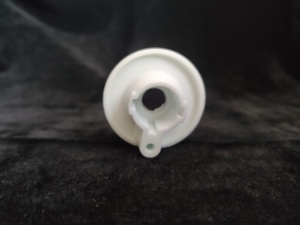 Yike propose des isolateurs en céramique d'alumine de haute précision et des composants structurels sur mesure - Product Image 3