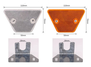 Reflector delineador de barandilla de tráfico de carretera Triangular reflectante de un solo lado rojo, blanco y amarillo - Product Image 4