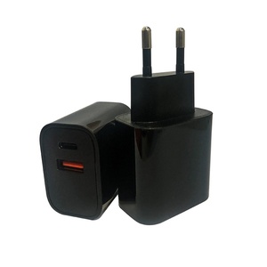 Adaptador PD <span class=keywords><strong>de</strong></span> 20 W Tipo-C <span class=keywords><strong>de</strong></span> Venta Caliente, <span class=keywords><strong>Cargador</strong></span> Superrápido Compatible con Estándares <span class=keywords><strong>de</strong></span> la UE y EE. UU., Protección OTP/OVP Tipo-C + USB-A - Product Image 4