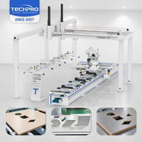 Routeur CNC intelligent pour l'usinage de tables PTP avec chargement par portique et tête de scie pour l'industrie du meuble