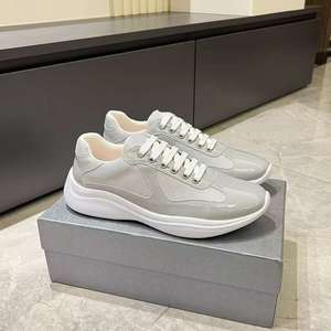 Zapatillas de Skate de Lona Elevadas de Diseño Urbano Oscuro, Estilo Vintage de Moda, Hechas a Mano de Lujo con Acabado Deshilachado, Tendencia de Moda - Product Image 1