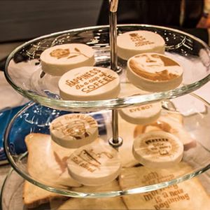 EVEBOT EB-Pro Nueva Impresora Automática de Tinta Comestible para Café, Decoración de Pasteles, Galletas, Macarons, Tostadas, Selfie 3D, Envío Gratis, Hotel - Product Image 4