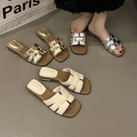 Mules plates de luxe pour femmes à bout carré et découpes, sandales à enfiler pour le quotidien, chaussures et pantoufles pour femmes