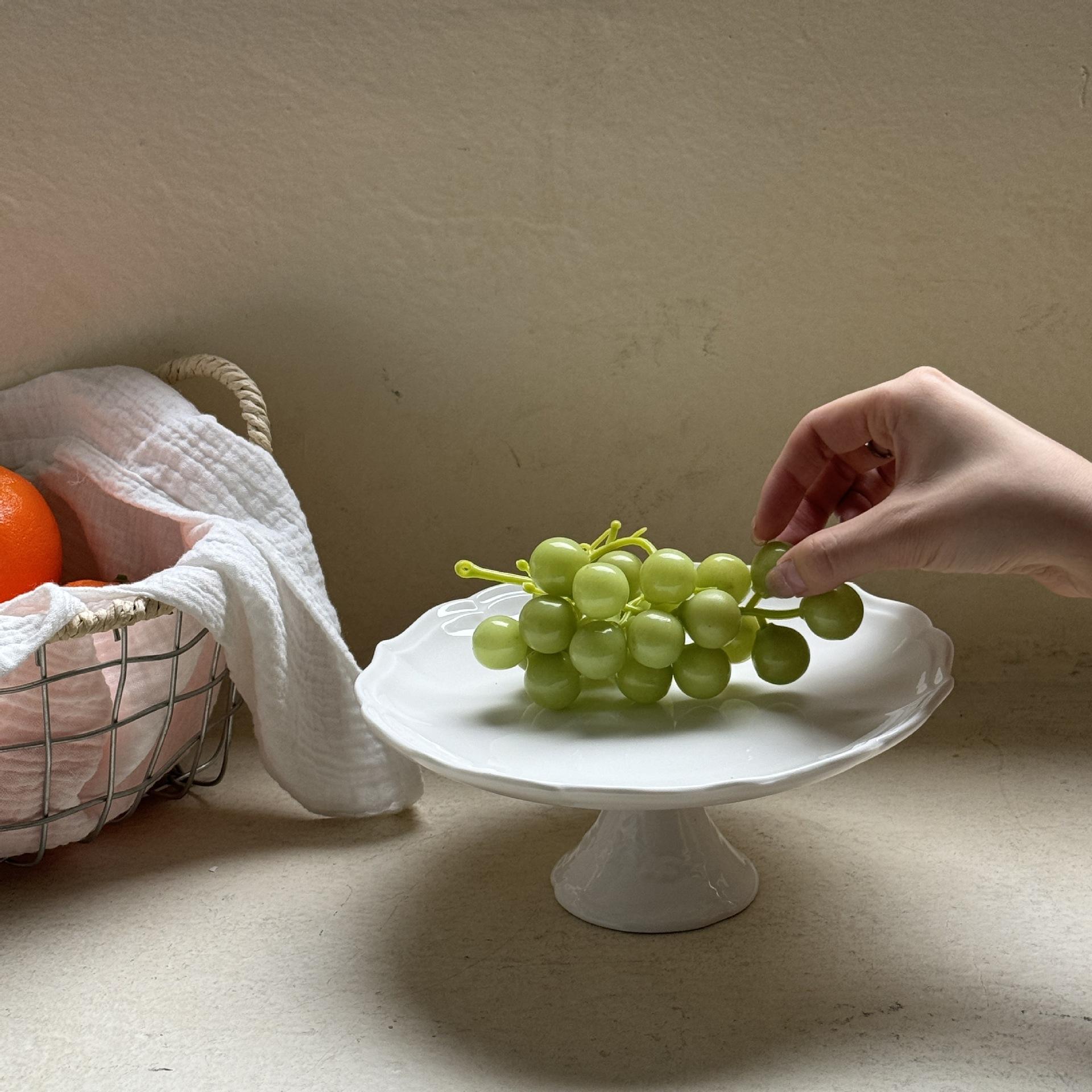 เท้าสูง8นิ้ว