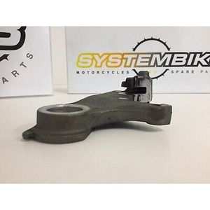 Staffa per pinza freno posteriore per Yamaha R1 2007-2014, ricambi freno moto - Product Image 5