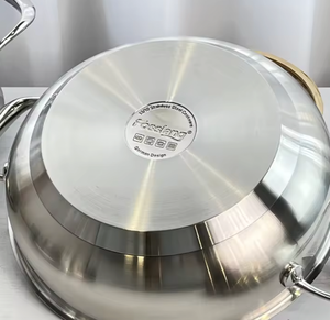 Pentola a Vapore Multistrato in Acciaio Inox 304 con Coperchio in Vetro Temperato - Compatibile con Induzione e Gas, Vaporiera in Metallo Impilabile - Product Image 3