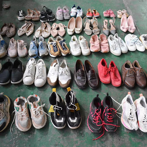 Chaussures de marche d'occasion en gros, en balles, de haute qualité, antidérapantes, couleurs mélangées, toutes saisons, talon plat, semelle extérieure en PU/PVC - Product Image 1