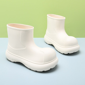 Bottes de pluie pour femmes en EVA, tube court, semelle épaisse, imperméables, antidérapantes, talon moyen, chaussures d'été tendance - Product Image 3