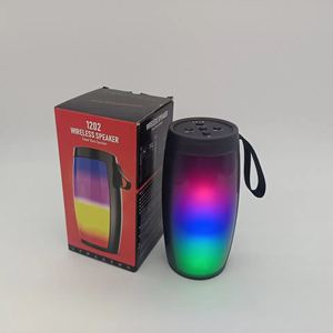 Altavoz BT inalámbrico portátil de pulso de pantalla completa para deportes al aire libre, caja de luz LED para fiestas, reproductor de música, altavoz de regalo - Product Image 2