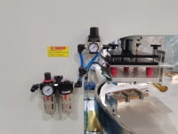 Machine de soudage haute fréquence à table rotative pour emballage sous blister