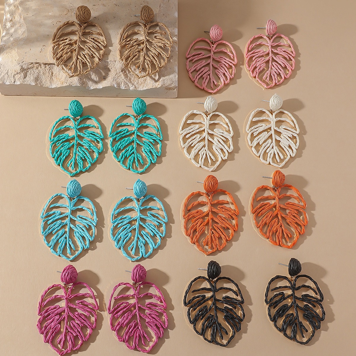 Boucles D'oreilles Pendantes En Alliage Et Raphia - Forme éventail, Couleurs Vives - Environ 5,4 X 5,7 Cm - Pour Quotidien Ou Soirée