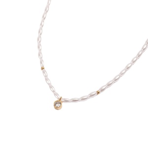 Collares de Perlas de Arroz de Diseño Veraniego, Colgante Redondo de Cristal de Acero Inoxidable, Collar de Perlas Naturales para Mujer - Product Image 1