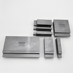 Utensili per Pressa Piegatrice CNC di Marca OIVACO, Set di Punzoni e Matrici di Alta Precisione Tipo V, Strumenti per Macchine <span class=keywords><strong>Piegatrici</strong></span> Idrauliche - Product Image 3