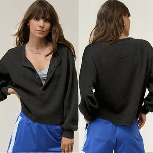 Sweat-shirt asymétrique à manches longues pour femme en spandex/nylon gaufré, respirant, ample et décontracté pour l'automne/hiver, yoga - Product Image 3